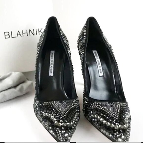 NWT Manolo Blahnik BB Black Satin Swarovski Embellished Crystal Pumps 9.5 - Picture 1 of 8